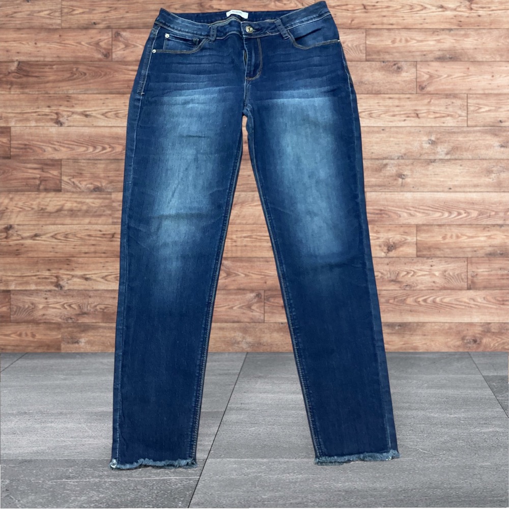 Kensie Jeans Womens 8/29 Blue Medium Wash Raw Hem Straight Leg Stretch Denim